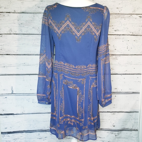 Ezra Blue and Pink Shift Dress - Picture 2 of 8